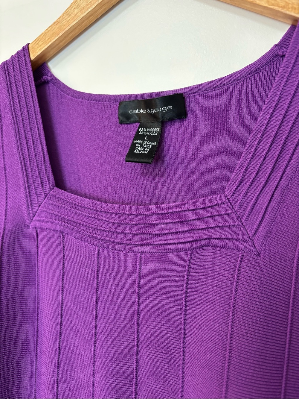 Cable & Gauge Purple Plum Sleeveless Top, Size L